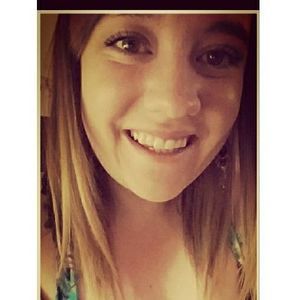 Meet your Posher, Cassandra